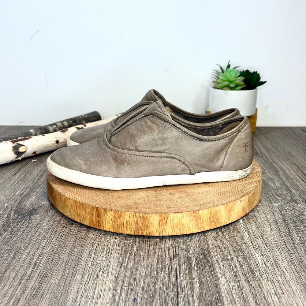 *FRYE | Mindy Slip-On Leather Sneaker Shoes in Tan Brown Size 9.5 - Picture 8 of 16